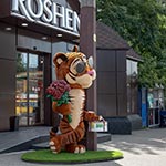 3D фігура, магазин ROSHEN, Нивки, Київ, Україна 2024