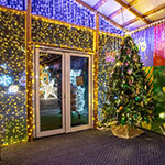 Павільйон на ковзанці - гірлянди та прикраси на Ялинці - Blachere Illumination (Франція), Київ, Україна 2023 Павільйон на ковзанці - гірлянди та прикраси на Ялинці - Blachere Illumination (Франція), Київ, Україна 2023