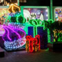 Новогодние 3D светодиодные конструкции в иллюминации магазина ROSHEN на Чоколовском бульваре, г.Киев Новогодние 3D светодиодные конструкции в иллюминации магазина ROSHEN на Чоколовском бульваре, г.Киев